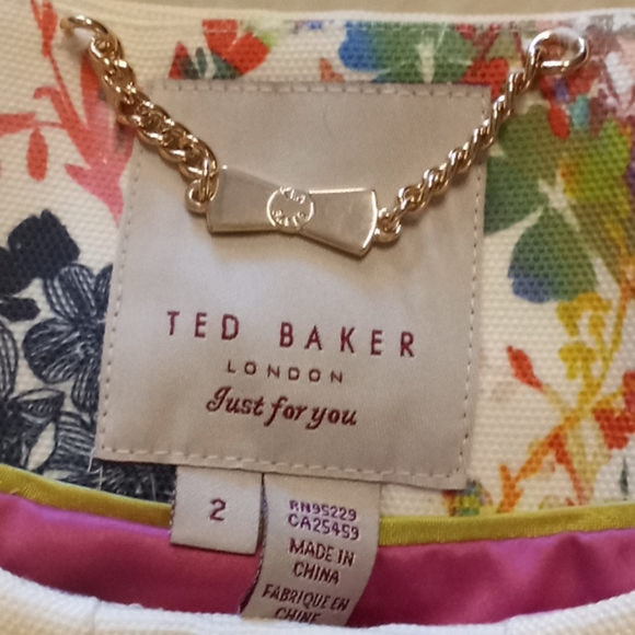 Ted Baker Zohe Summer Bloom Canvas Crop Jacket - Picture 15 of 17